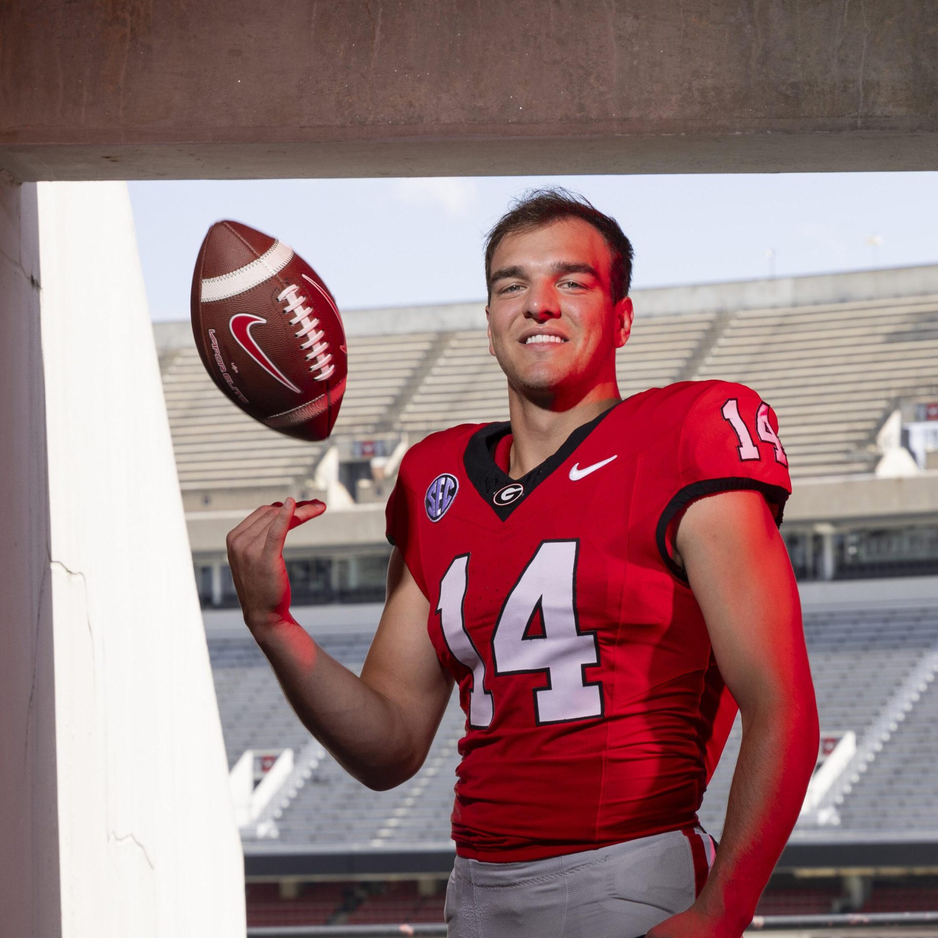 ‘Plain-wrapper guy’ Gunner Stockton suddenly carrying Georgia’s CFP hopes