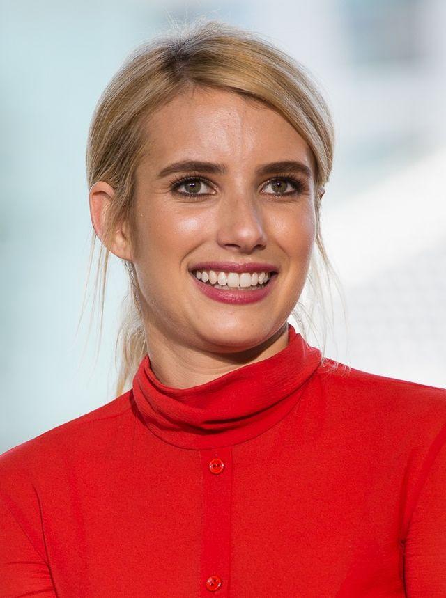 Actress Emma Roberts pulls 1-of-1 Orioles Jackson Holliday card