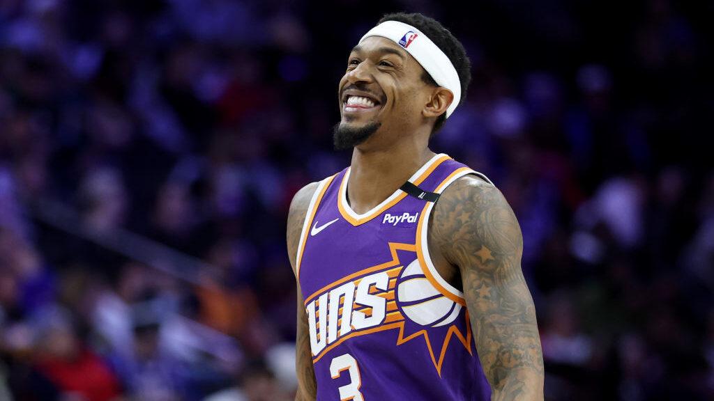 Beal after 25 off bench: Suns mum on trade talk