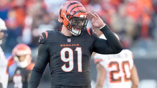 Bengals letting star DE Hendrickson seek trade