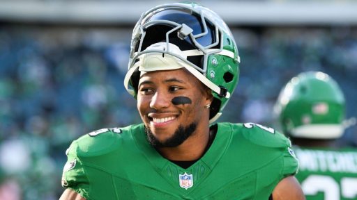 What Saquon Barkley’s career year and record raise means for free agent running backs﻿