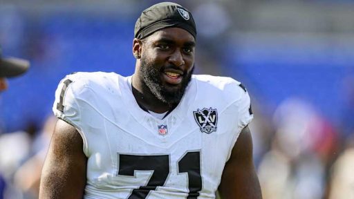 Why Raiders got aggressive and Seahawks gave up on Geno Smith