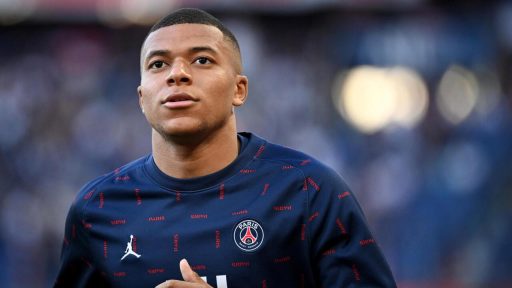 Mbappé in France squad after 6-month absence