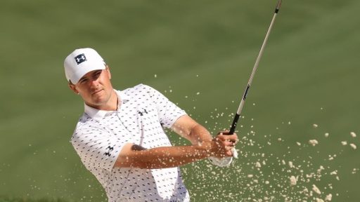 Star Texas golfer apologizes after heckling Rory