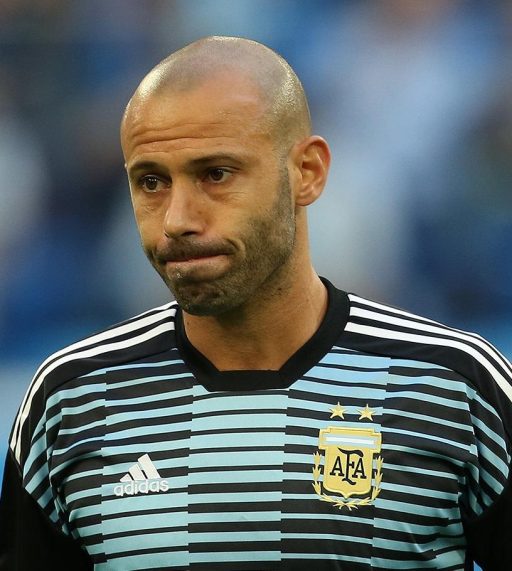 Mascherano defends handling of Messi fitness