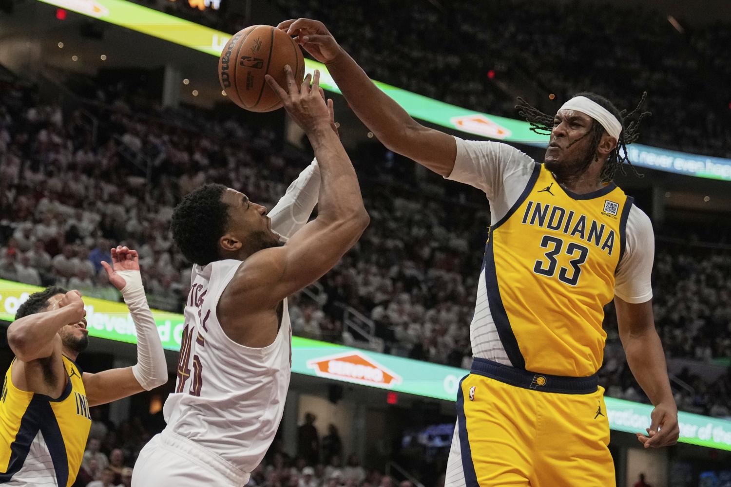 Report: Pacers’ Haliburton warned for G2 dance