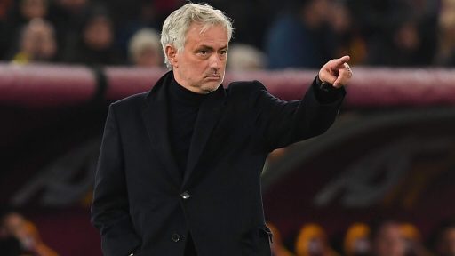 Mourinho sarcastically explains team selection
